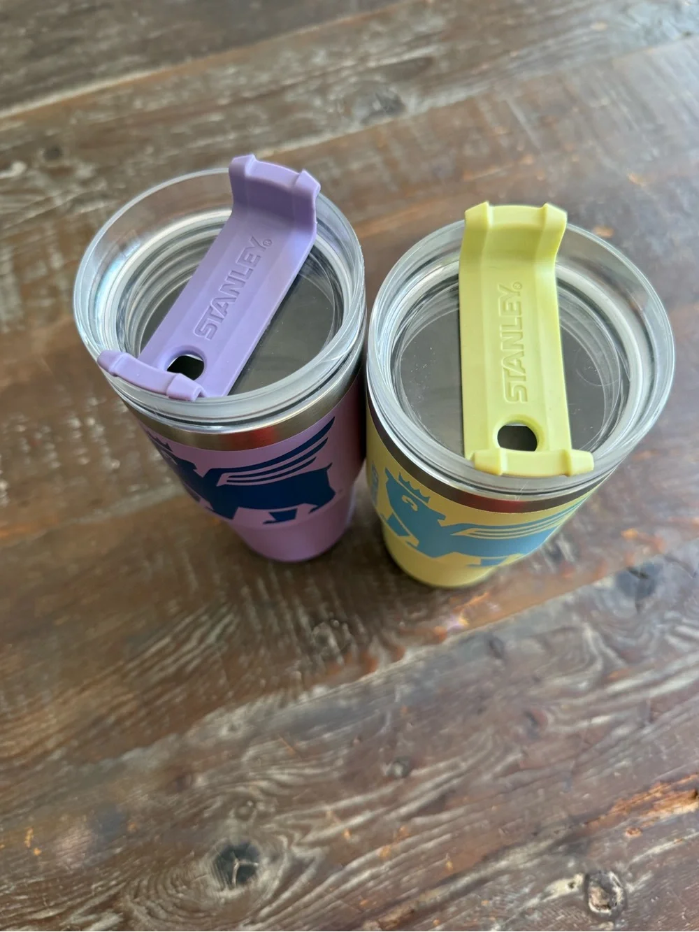 Stanley Pastel Purple & Pale Green Tumblers - Picture 4 of 5